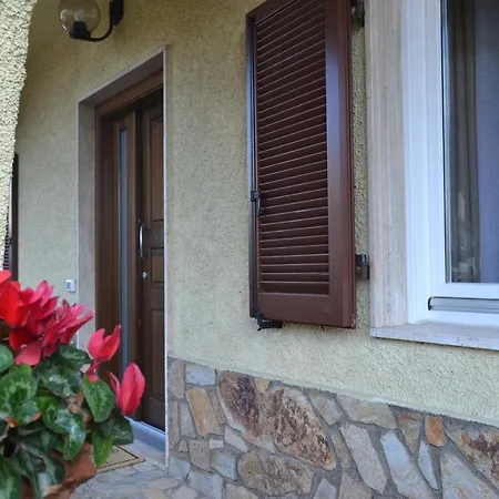 Bed & Breakfast Etesia 3*