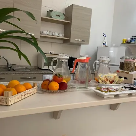 Bed & Breakfast Etesia 3*