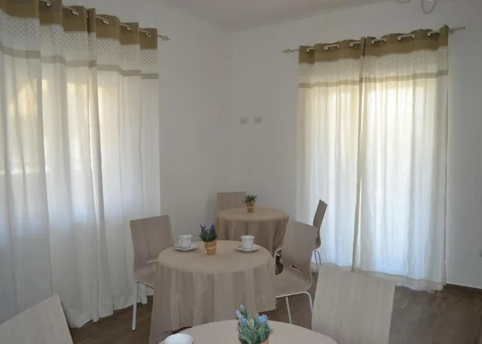 Bed & Breakfast Etesia Olbia