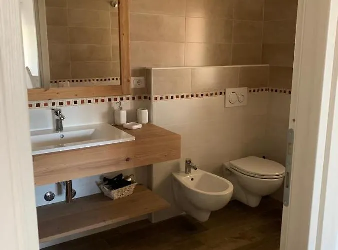 Etesia לינה וארוחת בוקר