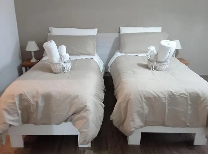 לינה וארוחת בוקר Etesia